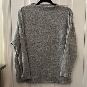 H&M Heather Gray Long Sleeve Top